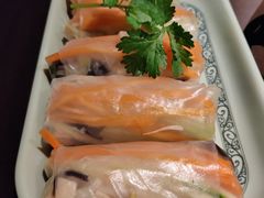 -大头虾越式风味餐厅(光明广场店)