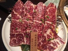 -山川小町·极番烧肉(新地假日广场店)