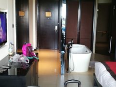 -三亚湾海居铂尔曼度假酒店