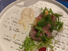 -香格里拉鱼跃地中海西餐厅·牛排披萨