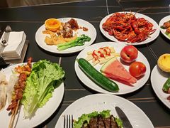 -涨巢·潮玩水疗局