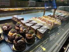 -MADO冰淇淋咖啡馆(淘金店)