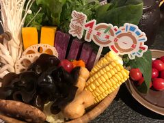 -湊湊火锅·茶憩(和平大悦城店)