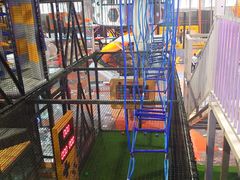 -嗨翻Hi-Fun竞技主题乐园·蹦床亲子生日轰趴(国光1937店)