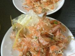 一锅虾吃剩下的虾皮-贰號小院潮汕砂锅粥(前海西街店)