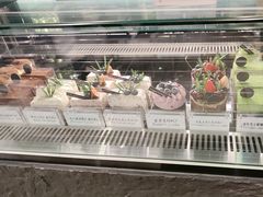 -W COLLECTIVE  DESSERT SHOP