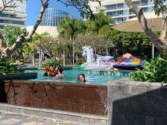 -亚龙湾中心广场