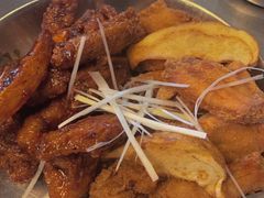 原味炸鸡和酱油鸡双拼-MI WU FACTORY米屋美食工厂餐厅(绿地店)