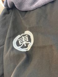 -一東造型烫发染发