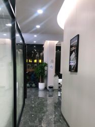 -苗方清颜专业祛痘·皮肤管理