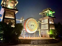 -茅山东方盐湖城景区