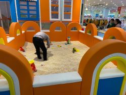 -爱婴室(上海浦建路店)