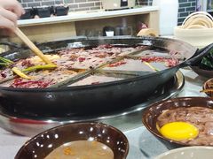 -正贰捌经重庆老火锅(建设路店)