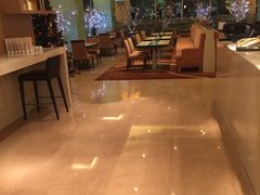 -上海浦东假日酒店