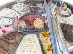 极拉图-极拉图·现制冰淇淋(大卫城店)