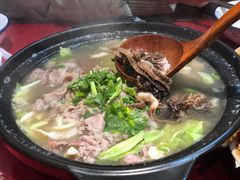 -谢老五跷脚牛肉·非遗传承店