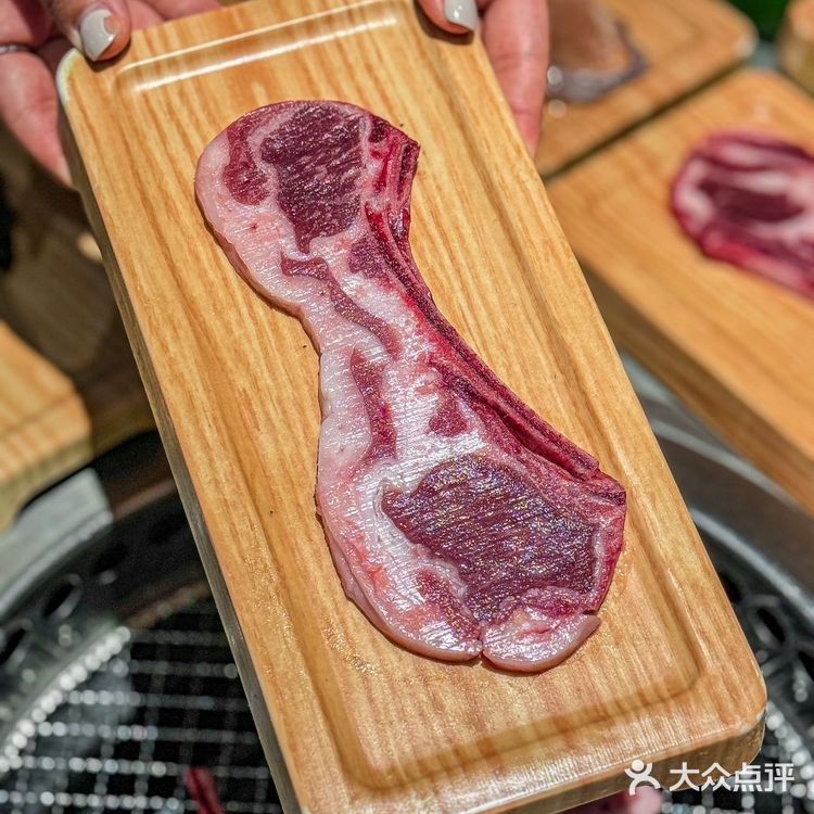 市中心不到一百吃原切谷饲自助烤肉！性价比贼高！