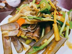 -岛中岛·海鲜大排档·万宁老字号(东澳店)
