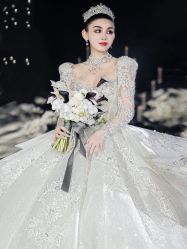 -不晚国际婚纱礼服