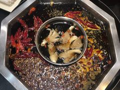 -锅首鲜品火锅(鸳鸯店)