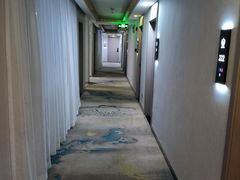 -金皇国际大酒店(桂林两江四湖火车站店)