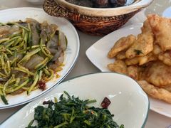 -老码头黑皮肘子锅包肉熏酱水饺(文政街店)