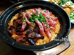 正宗广东腊肉煲仔饭-馬蘭花開(车站大道店)