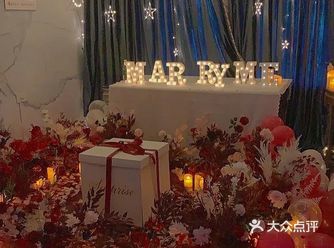 追星女孩的求婚现场｜朋友以为我参加线下