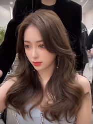 -东秀护肤造型