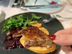 -La Mer Restaurant & Lounge