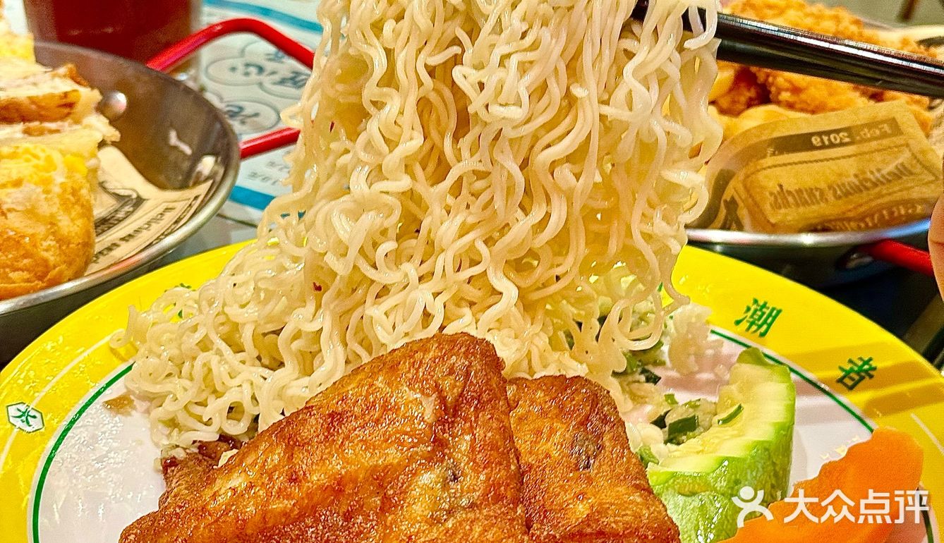 本地人私藏的港味食堂，五一逛顺峰山必吃！  