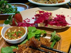 -隔壁老王·家常云南菜(花巷店)