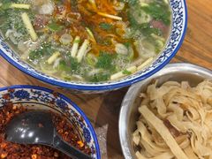牛肉汤全家福-清真马杰山牛肉汤馆