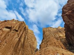 -天山神秘大峡谷