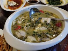 酸菜鱼-余姚酒楼(南雷公寓店)