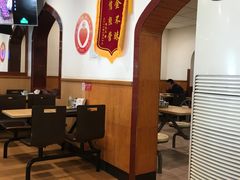 大堂-西部马华清真兰州牛肉面·烧烤夜市(关东店)