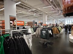 -NIKE上海青浦优选体验店