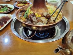 -岳记兴隆·青城腊排铜火锅(融创店)