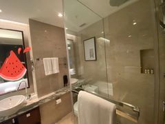 -上海龙之梦万丽酒店