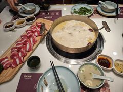-洪氏嗨捞·猪肚鸡火锅(阳光天地店)