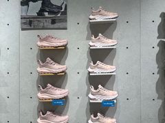 -HOKA(北京蓝色港湾店)