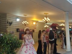 -金东尼人妖秀