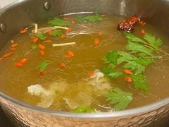 草本清汤锅-菌子鲜汤野生菌锅