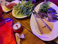 -红牌美蛙鱼头火锅(万辉国际广场店)