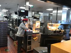 -麦当劳(展览路店)