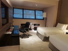 -上海滴水湖皇冠假日酒店