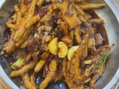 -江城燕子大排档(江汉路步行街店)