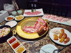 -猪啊牛呀羊啊铜盘烤肉(正大广场店)