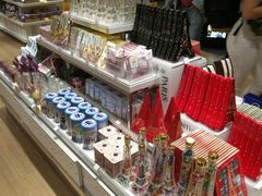 -戴高乐机场免税店(BuY PARIS DUTY FREE)