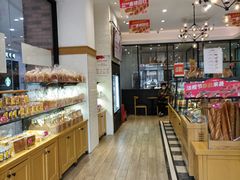 面包甜点陈列柜-味多美(民星路店)